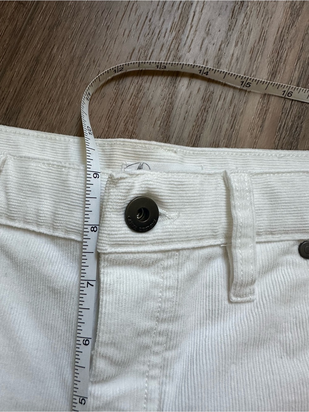 Carve Designs Oahu Shorts, Frayed Hems, Cotton Corduroy, Stretch, White, Size 8 - Picture 7 of 8
